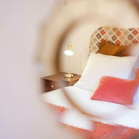 2 bedroom apartment with patio next to Avenida da Liberdade Lissabon Buitenkant foto