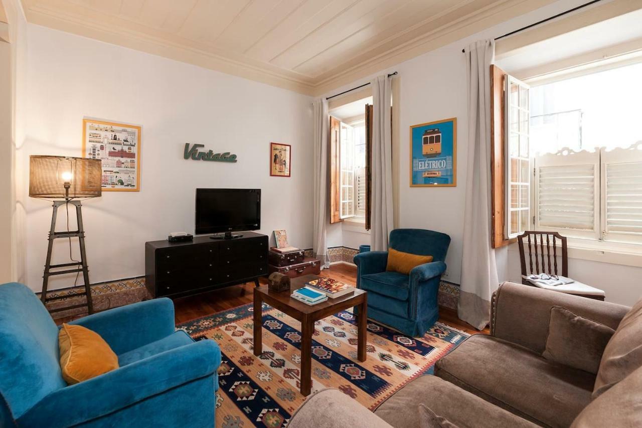 2 bedroom apartment with patio next to Avenida da Liberdade Lissabon Buitenkant foto