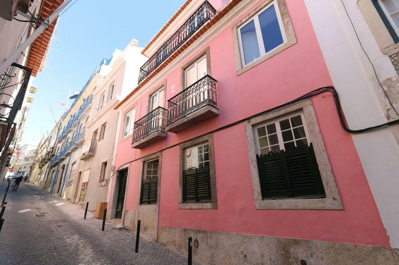 2 bedroom apartment with patio next to Avenida da Liberdade Lissabon Buitenkant foto