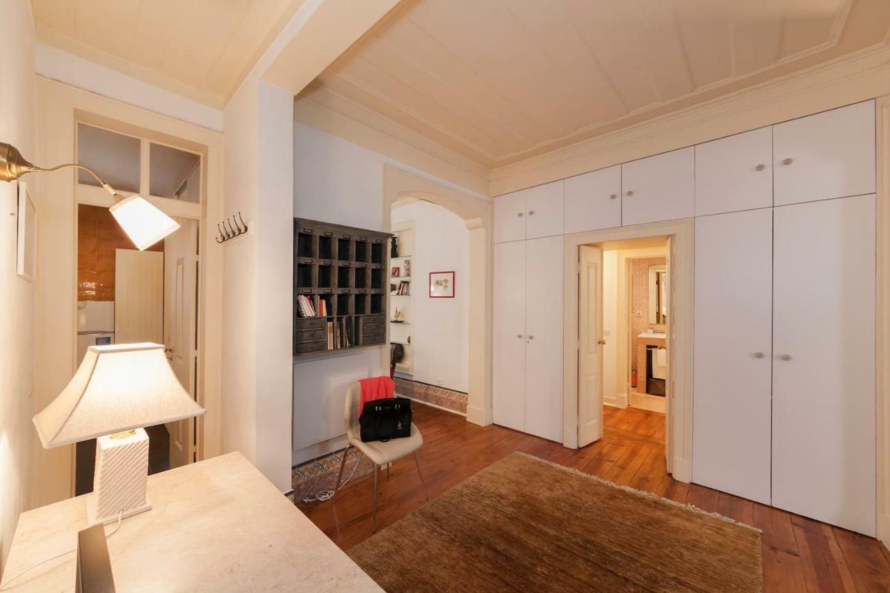 2 bedroom apartment with patio next to Avenida da Liberdade Lissabon Buitenkant foto